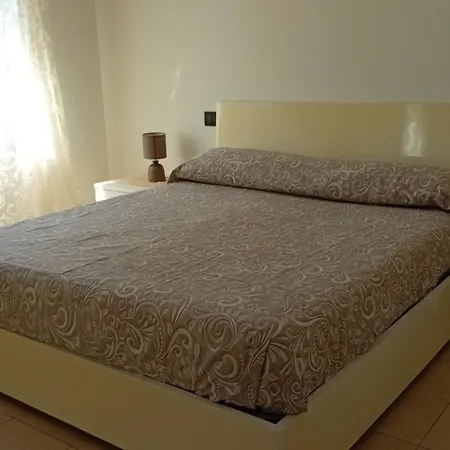 Il Glicine Apartment *